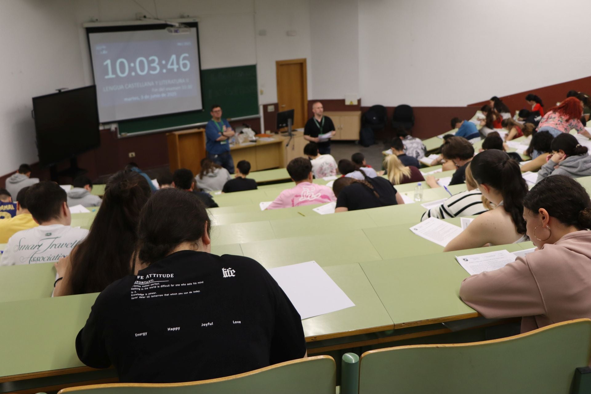 La PAU llega a León con su primera jornada