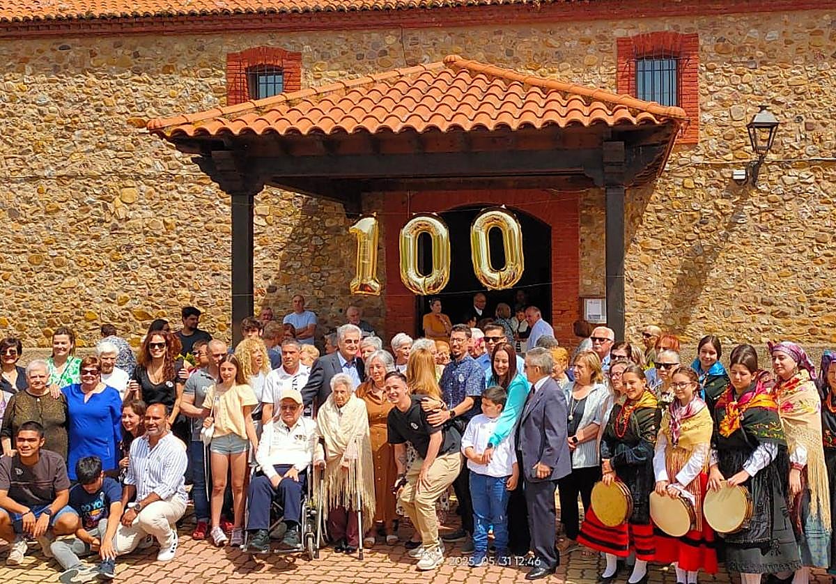 Fiesta para ambos vecinos.