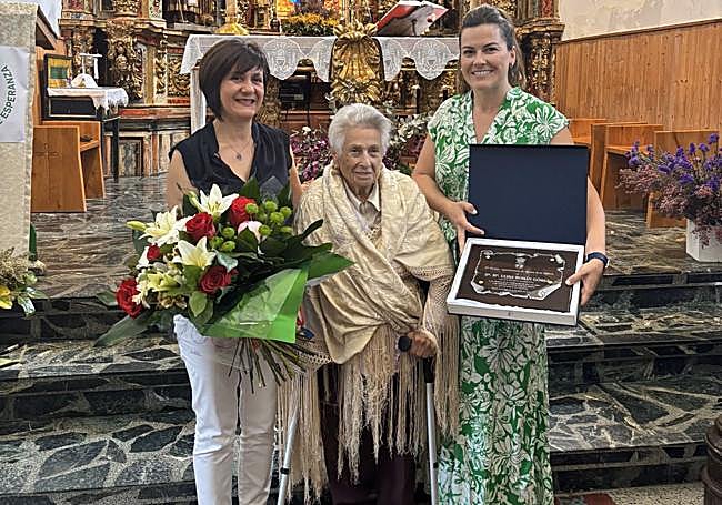 Luisa Román, vecina de Llamas de la Ribera.