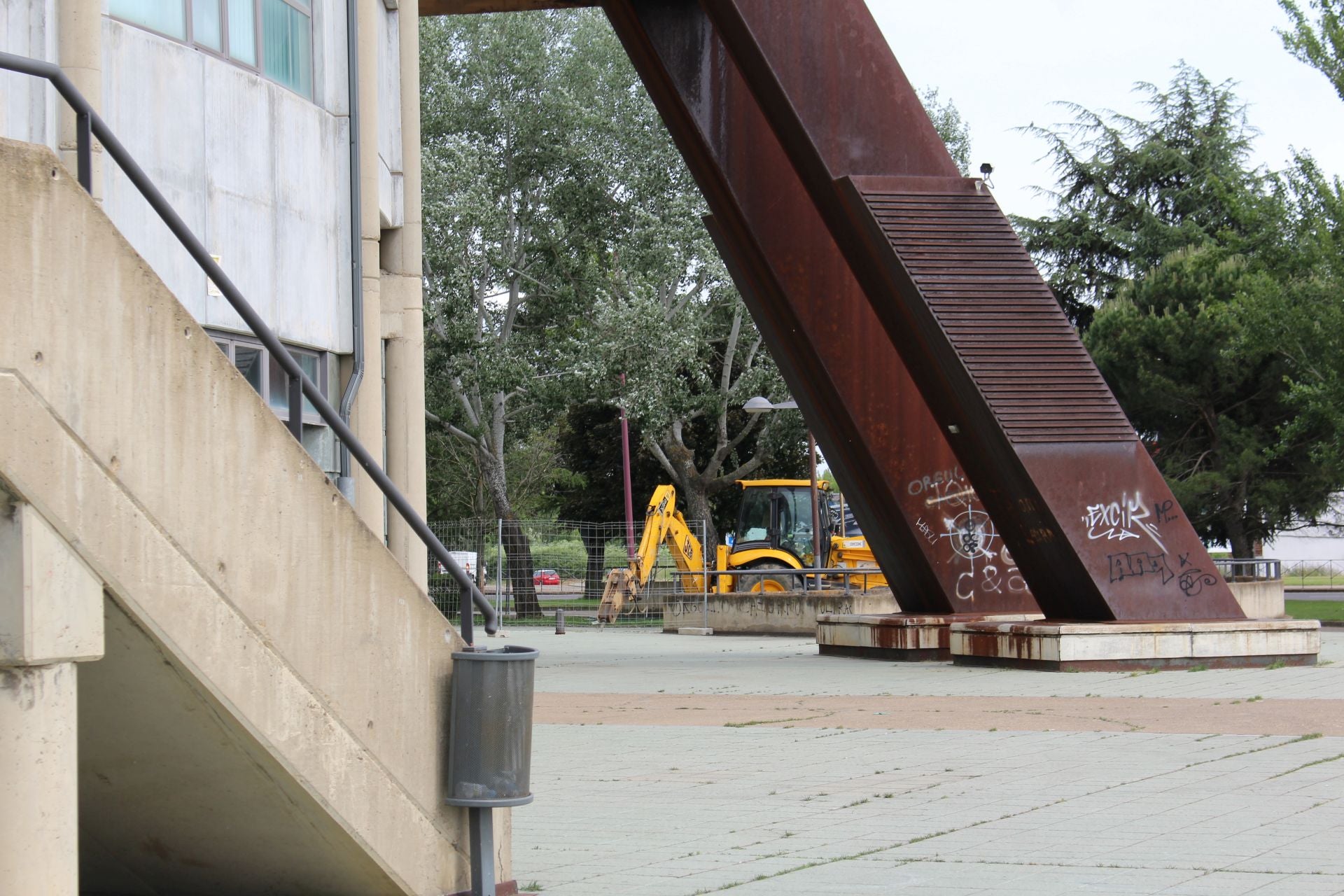 Comienzan las obras en el entorno del estadio Reino de León