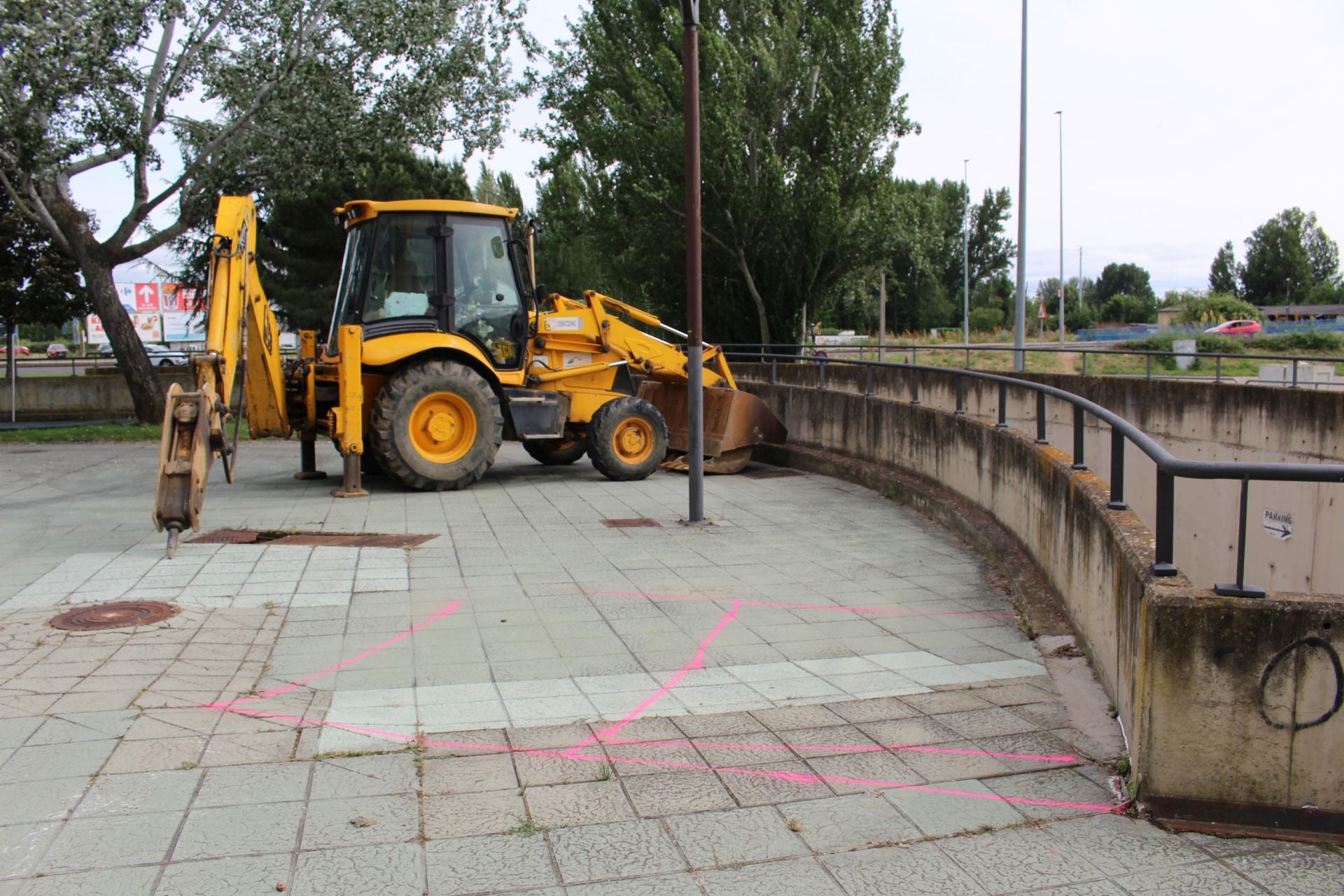 Comienzan las obras en el entorno del estadio Reino de León