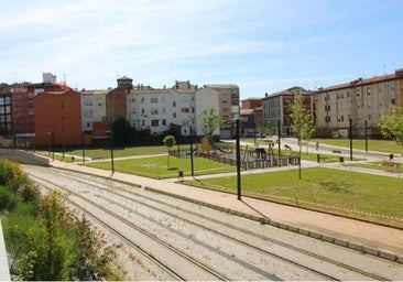 Transportes puede construir 150 pisos en el entorno de Feve para ganar 25 millones