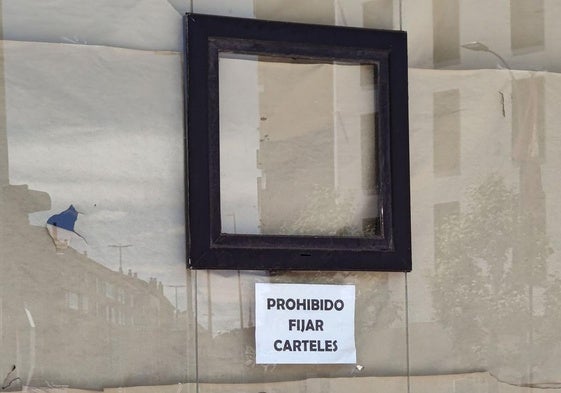 Un comercio cerrado en León.
