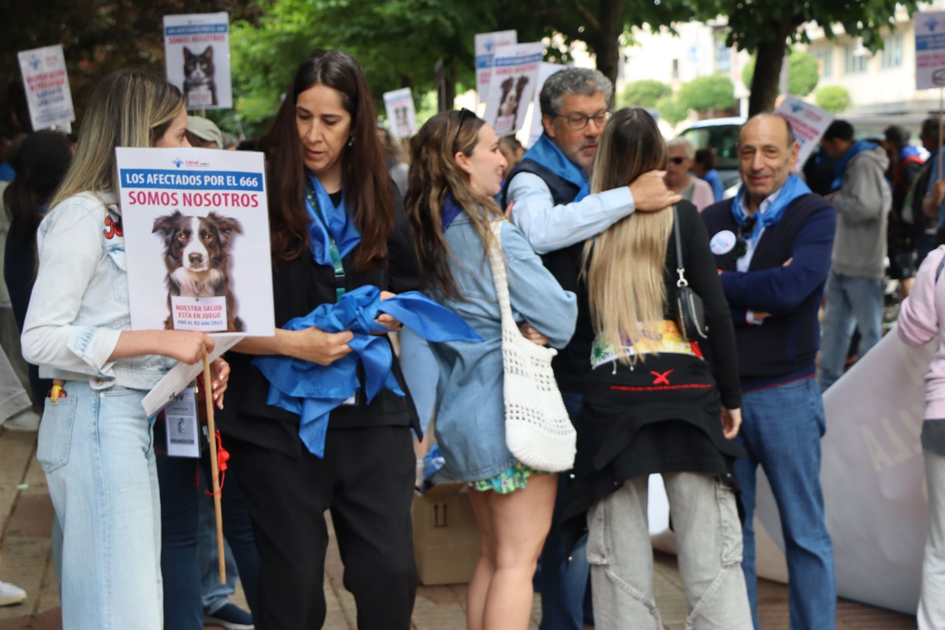 Imágenes de la manifestación veterinaria en León