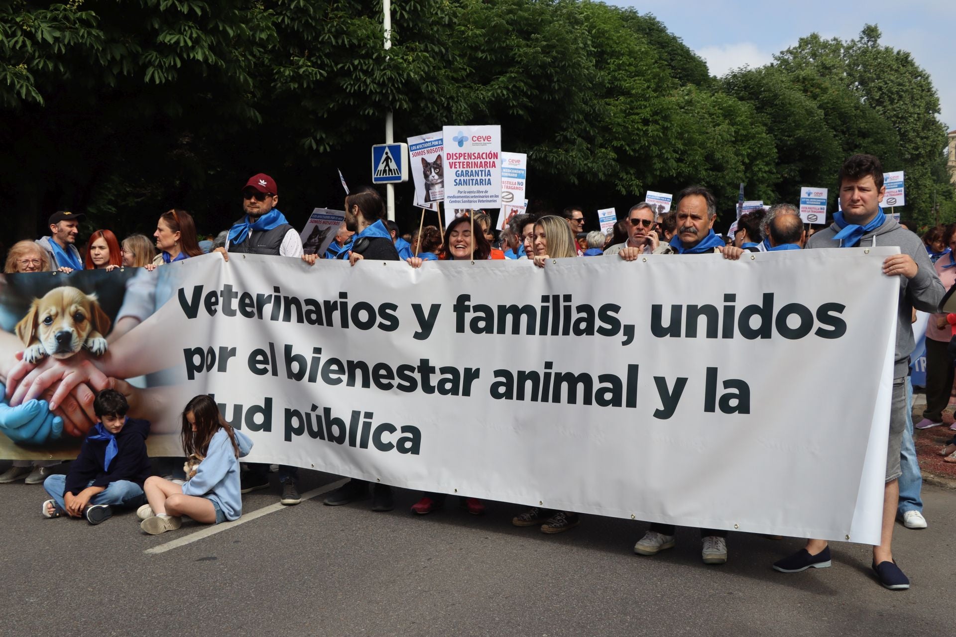 Imágenes de la manifestación veterinaria en León