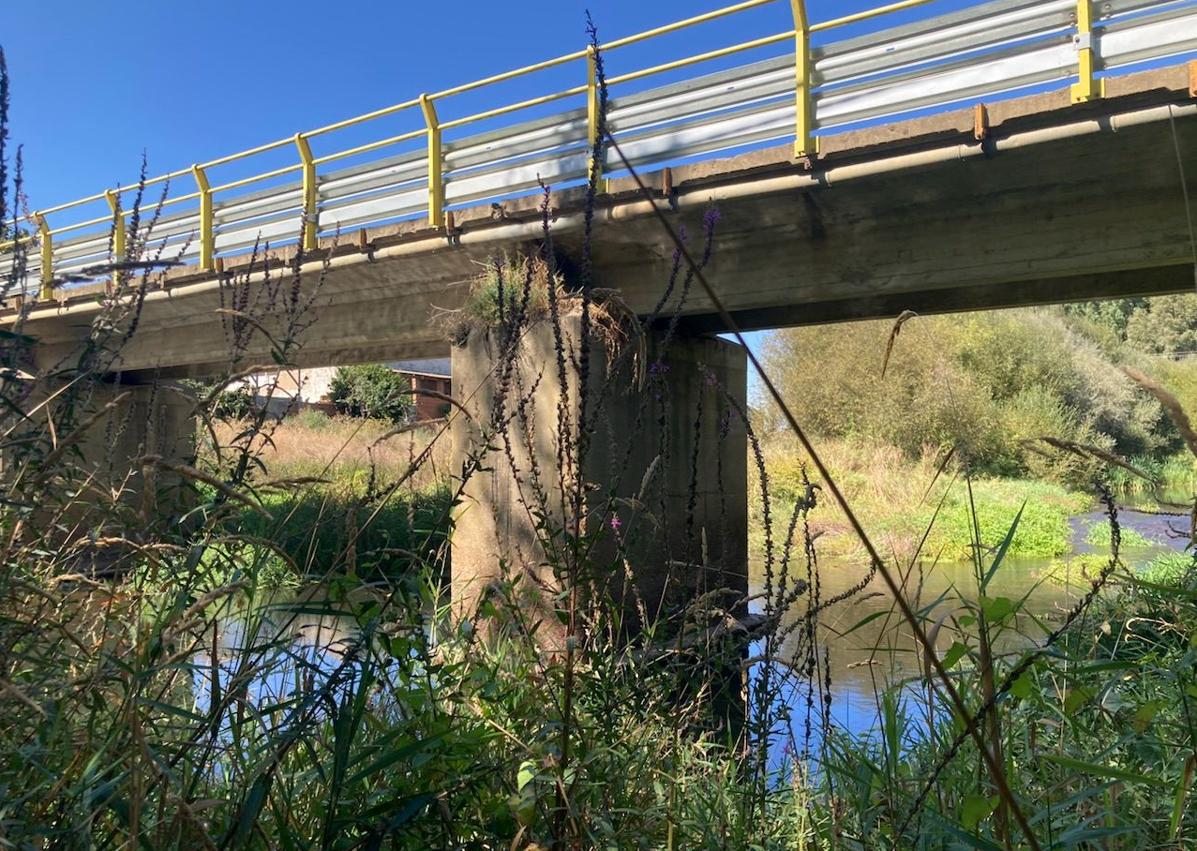 Imagen secundaria 1 - El puente en Santibáñez.