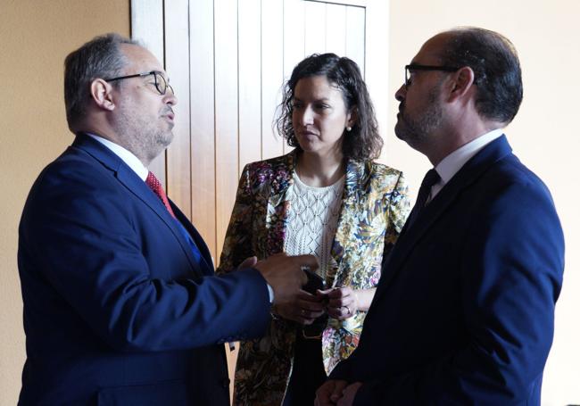 Inauguración del foro 'Ponferrada. Nodo logístico del Corredor Atlántico Noreste'