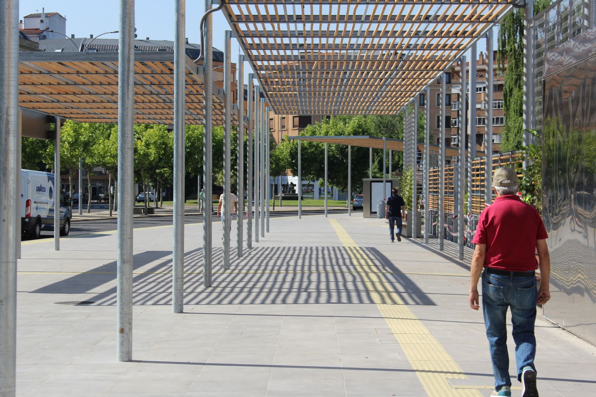 La nueva pérgola bioclimática en Pendones Leoneses