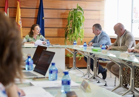 La Junta promete hacer un seguimiento de los compromisos de Azucarera