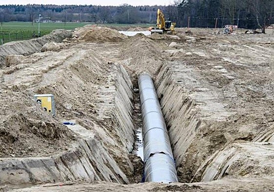 Imagen del gasoducto construido entre Villamanín y Pola de Lena.