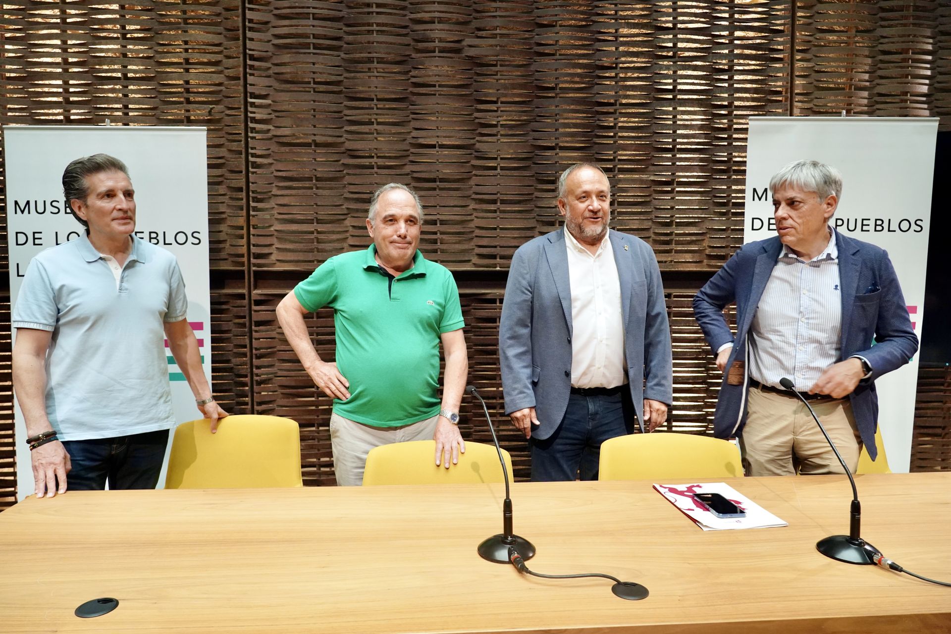 Inauguración de la exposición &#039;Un viaje nostálgico&#039;