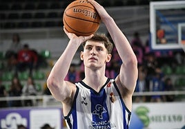 Clínica Ponferrada SDP confía en el crecimiento deportivo de Rasmus Blak