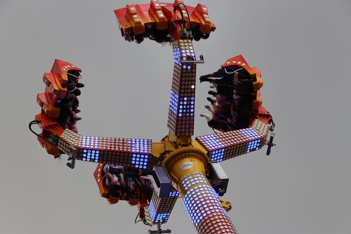 Las imágenes del primer día de las Fiestas de San Juan y San Pedro 2025