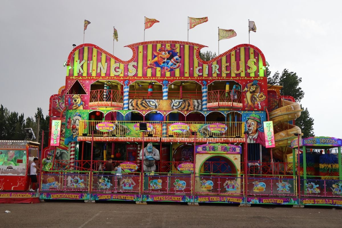 Las imágenes del primer día de las Fiestas de San Juan y San Pedro 2025