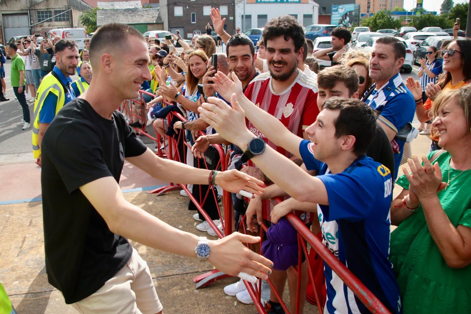 Las imágenes del cruel desenlace de la Deportiva ante el Andorra