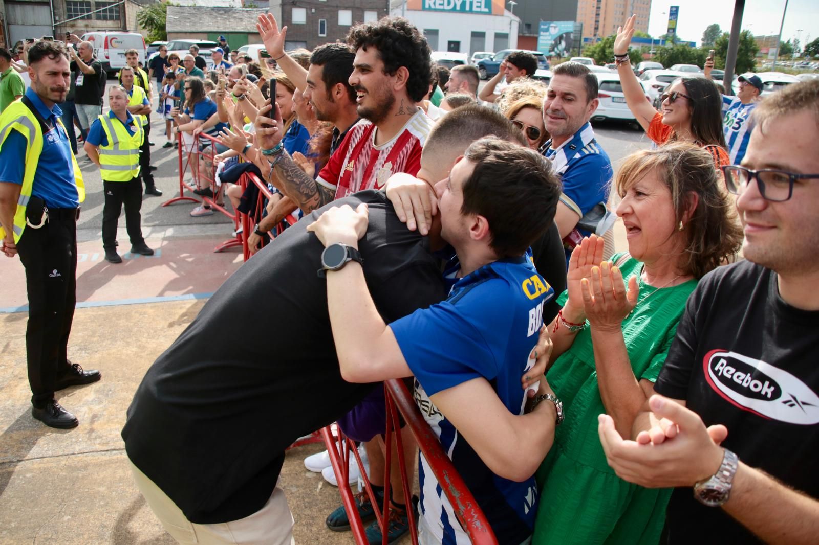 Las imágenes del cruel desenlace de la Deportiva ante el Andorra