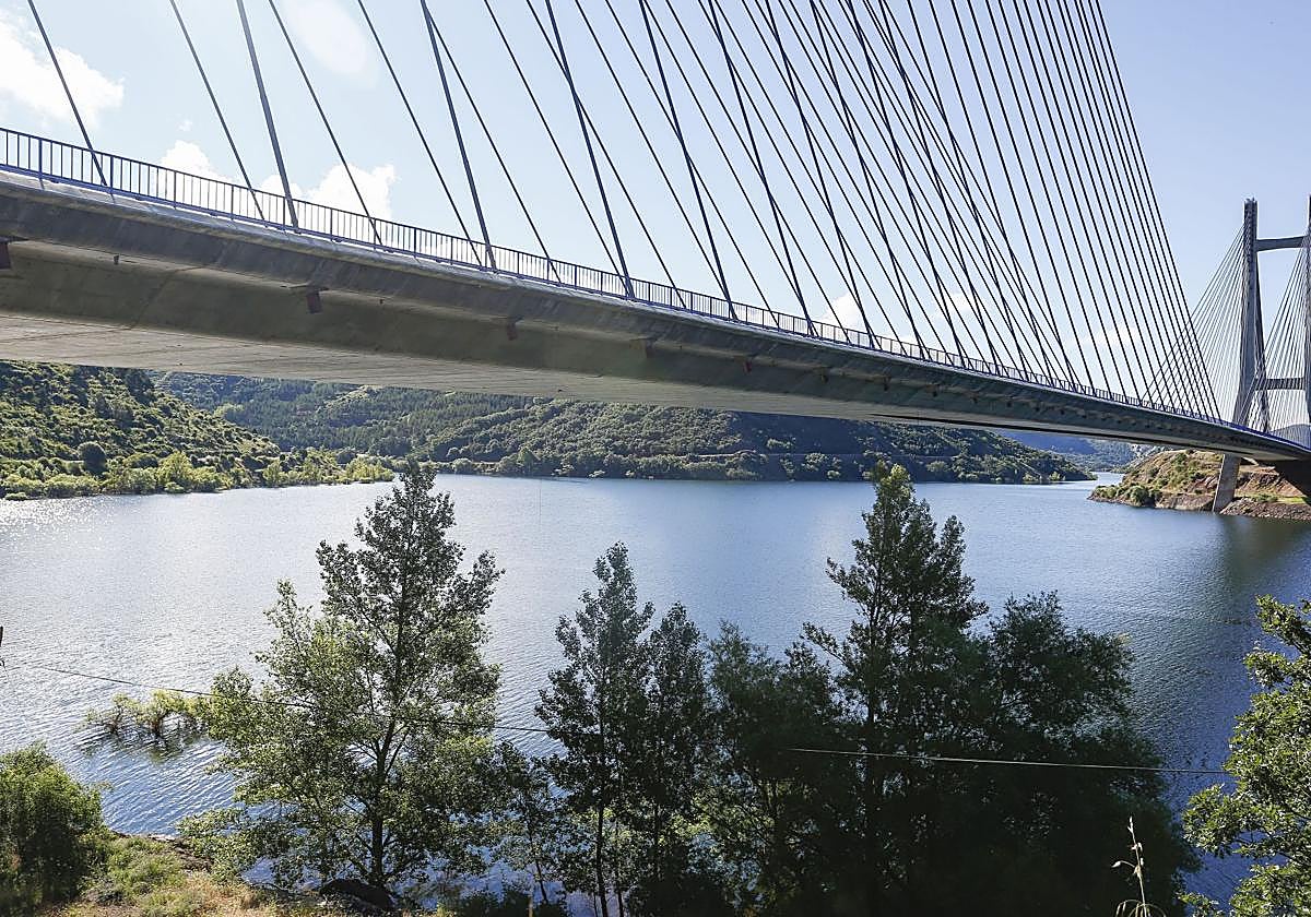 Pantano de Barrios de Luna en una iamgen de archivo.