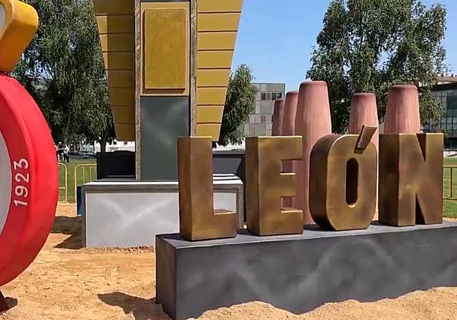Las letras de León y el escudo de la Cultural.