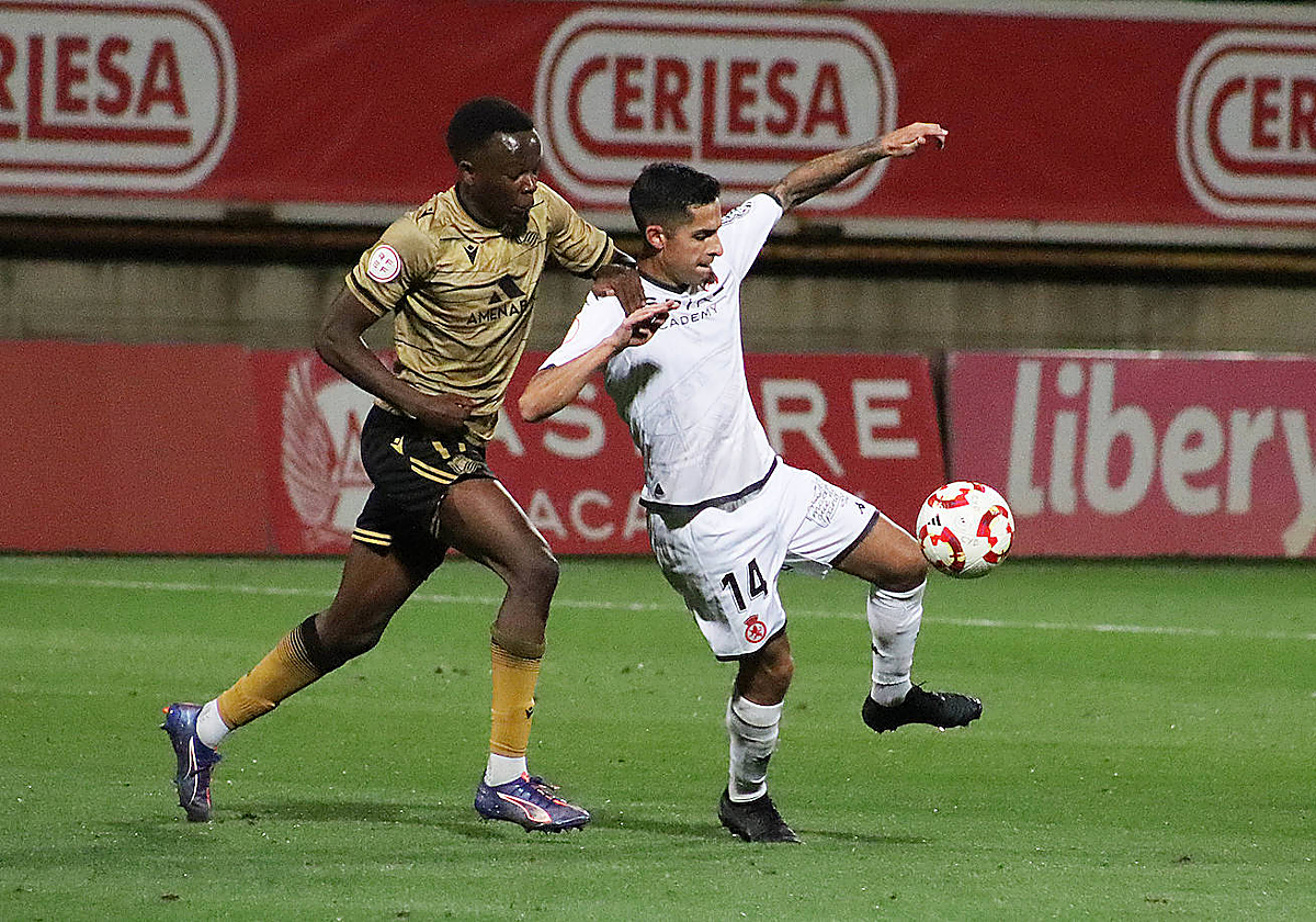 Bicho, en el partido ante la Real Sociedad B