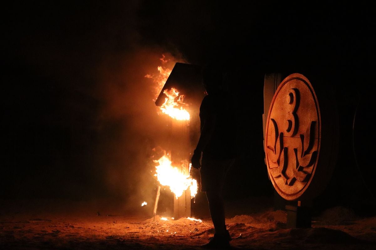 Las mejores imágenes de la hoguera de San Juan en León