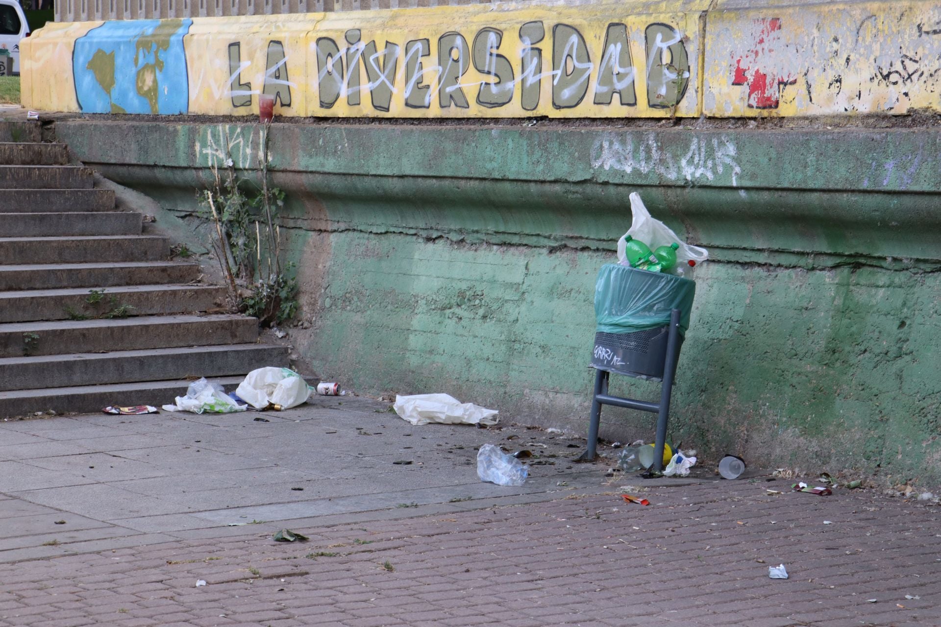 Las imágenes de la resaca de la noche de San Juan