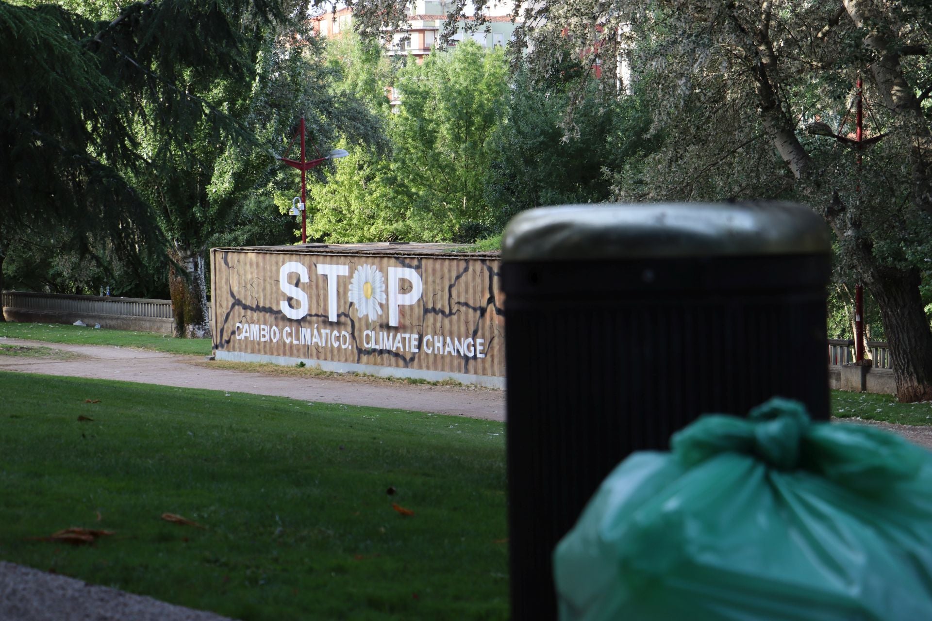 Las imágenes de la resaca de la noche de San Juan