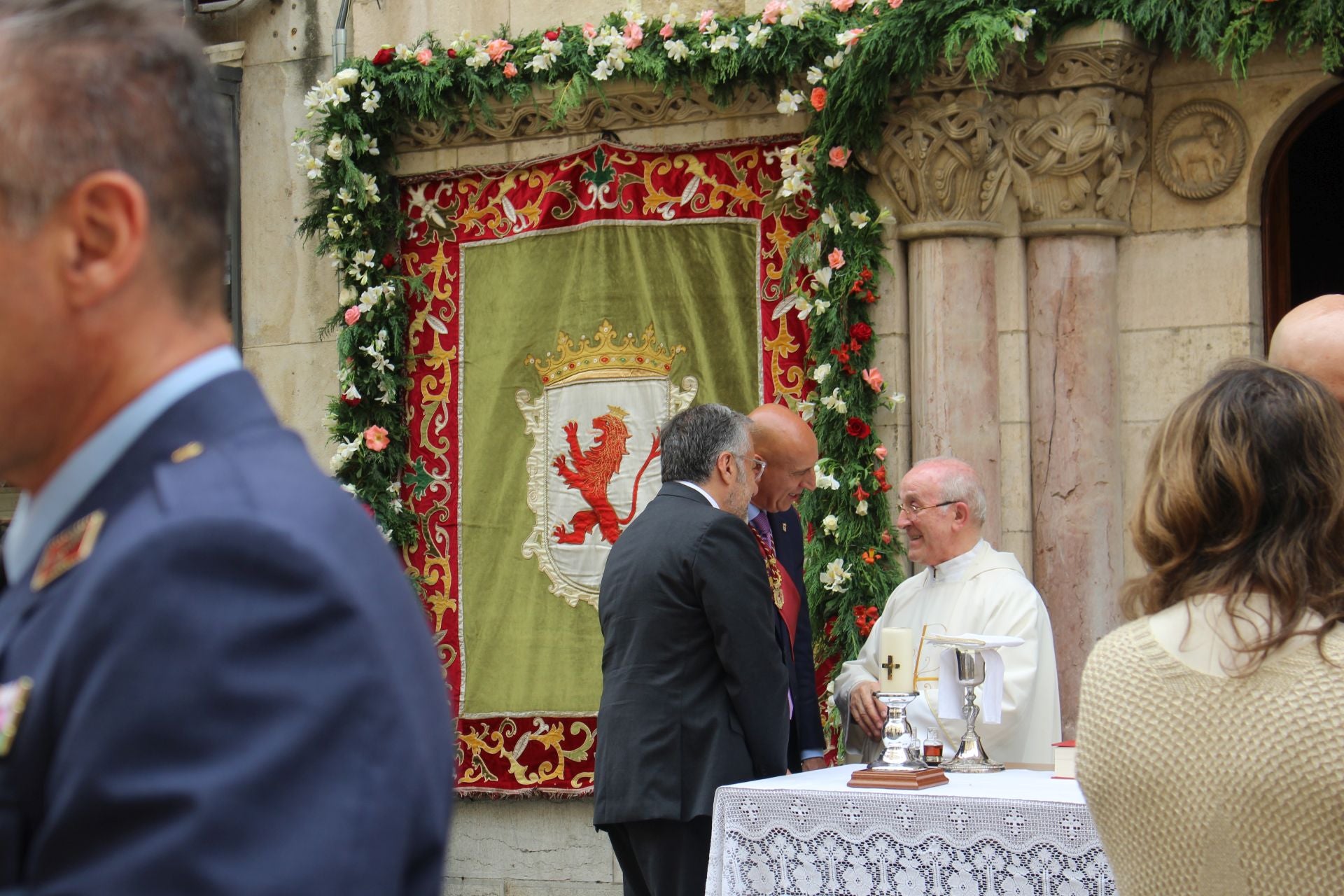 Las imágenes de la misa de San Juan de León