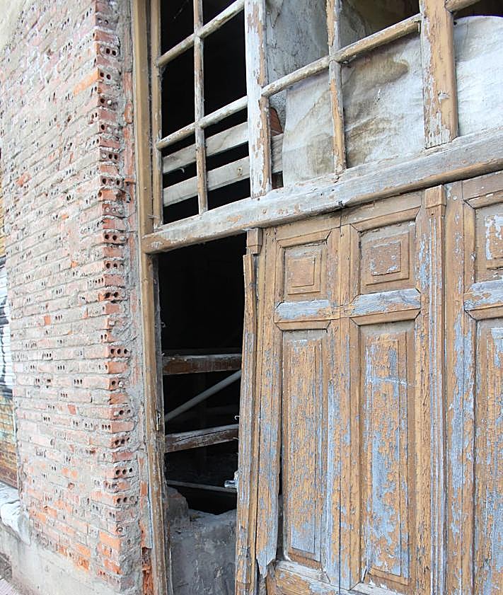 Imagen secundaria 2 - Imágenes del interior y exterior del edificio.
