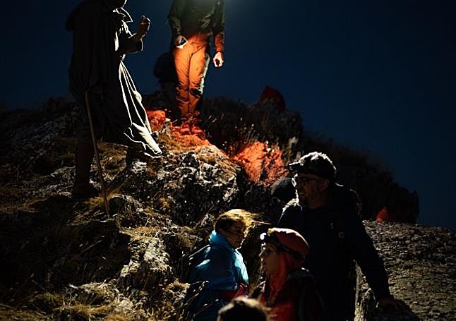 visita a las trincheras de la guerra.