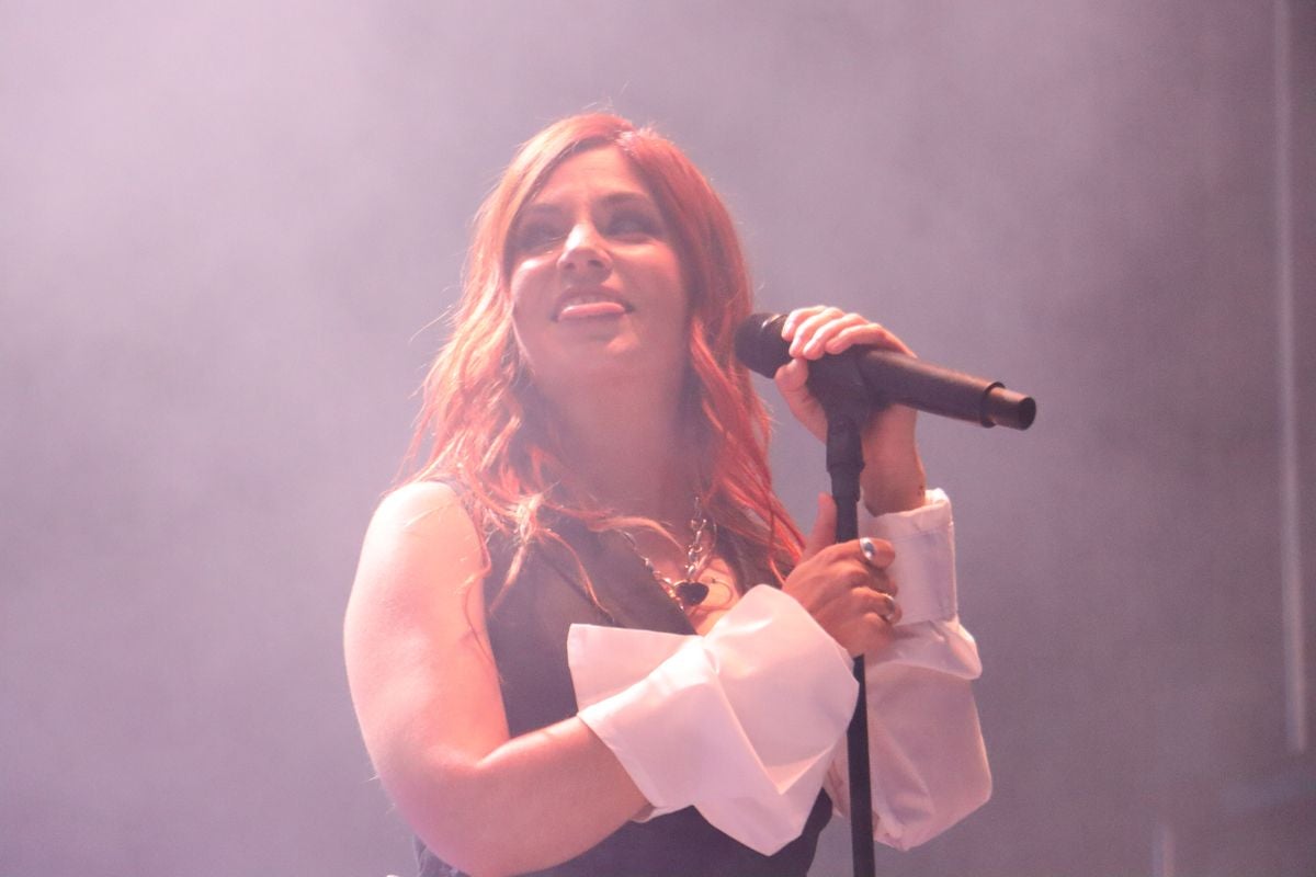 Las imágenes que capturan la magia del concierto de Leire en León