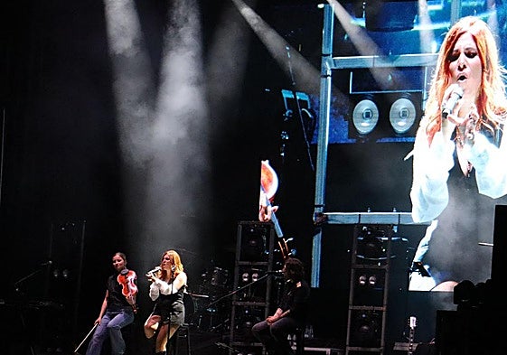 Leire Martínez en su concierto en León