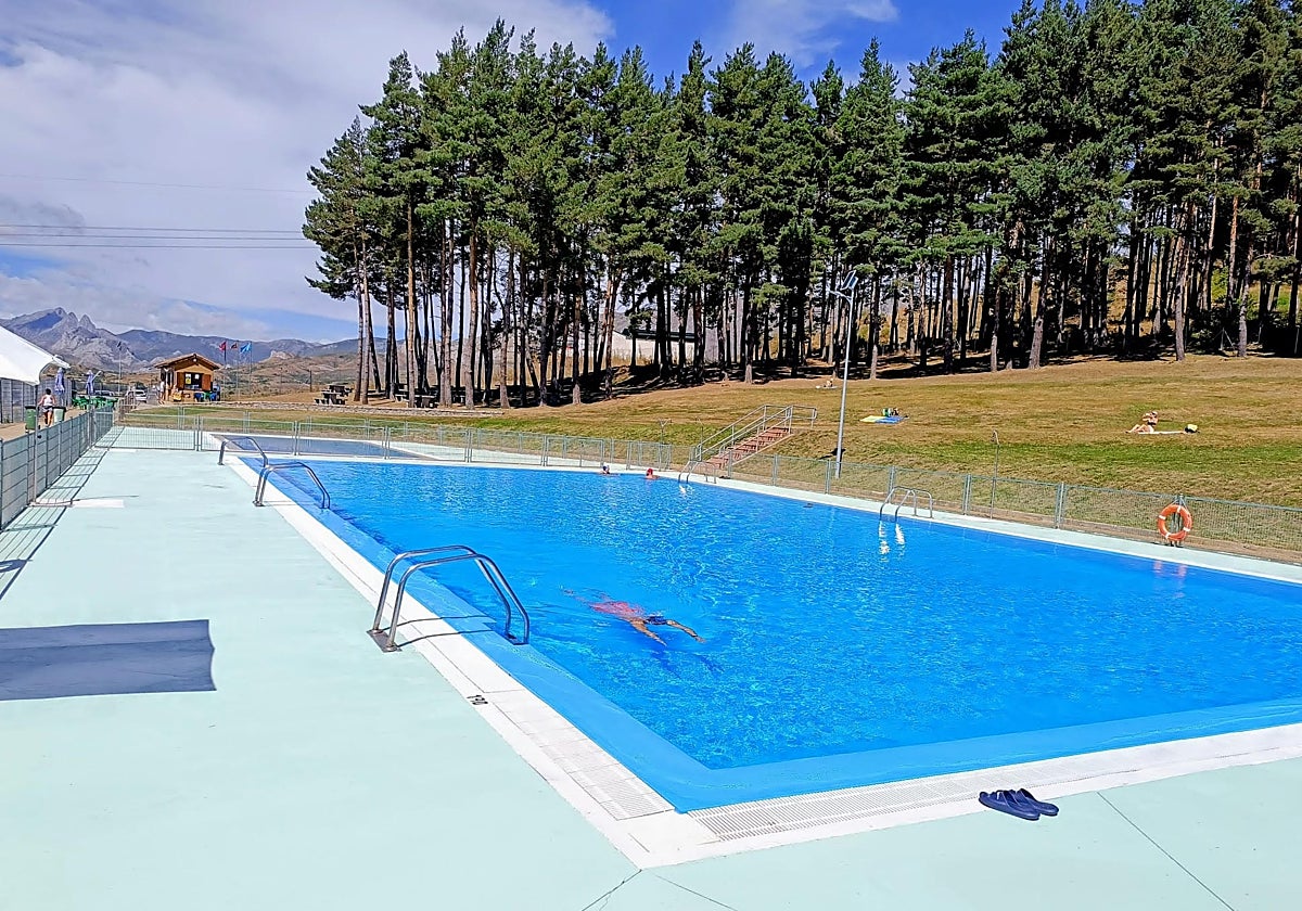 Piscina de Villamanín