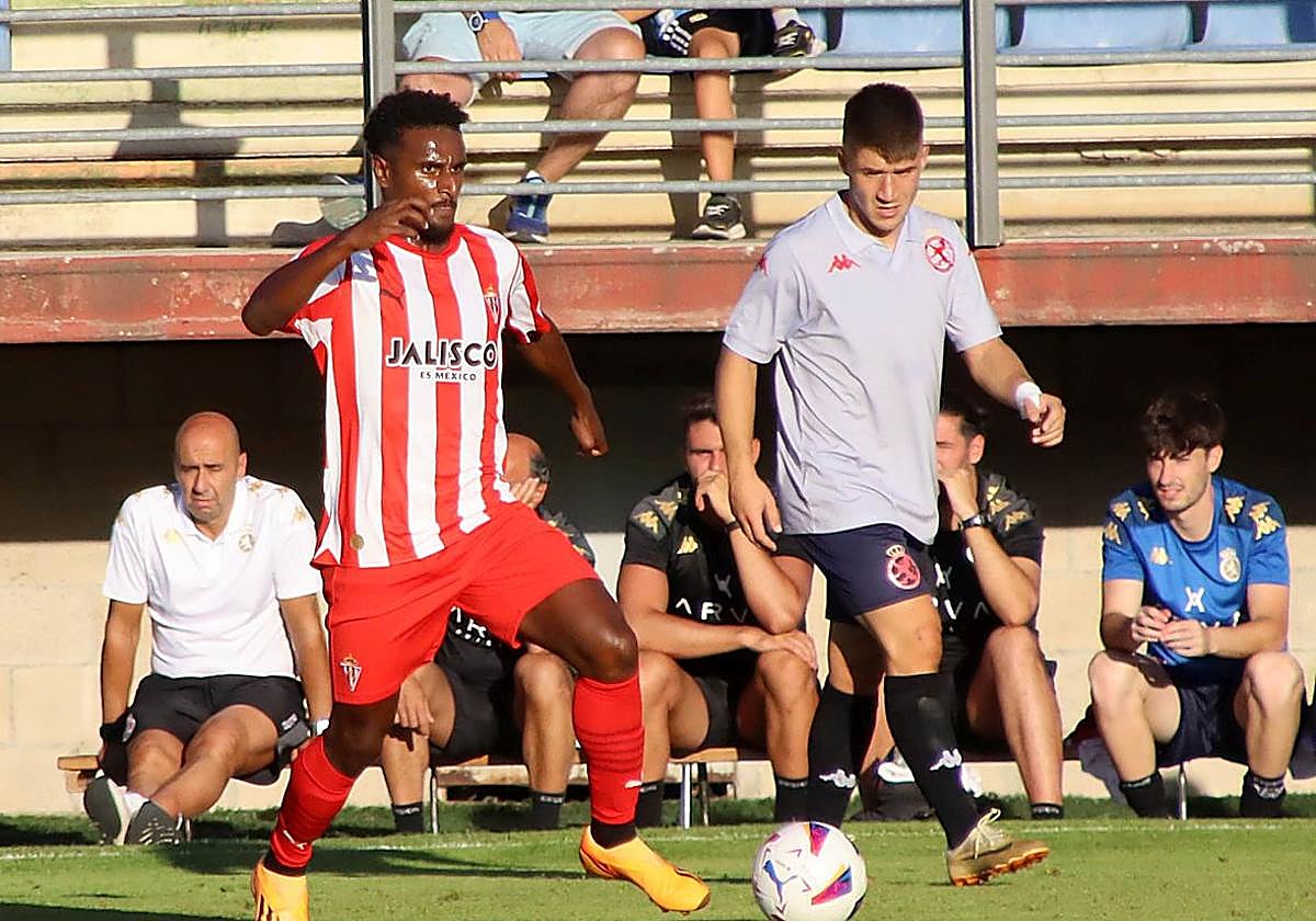 Leoneses y gijoneses se midieron hace dos temporadas en pretemporada.