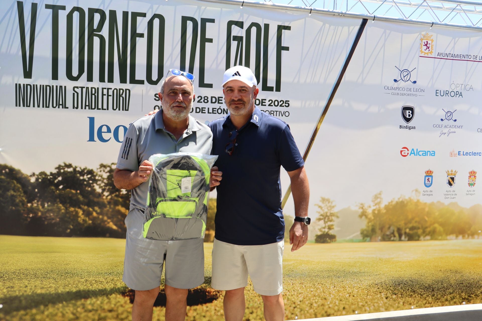 V Torneo de Golf de Leonoticias
