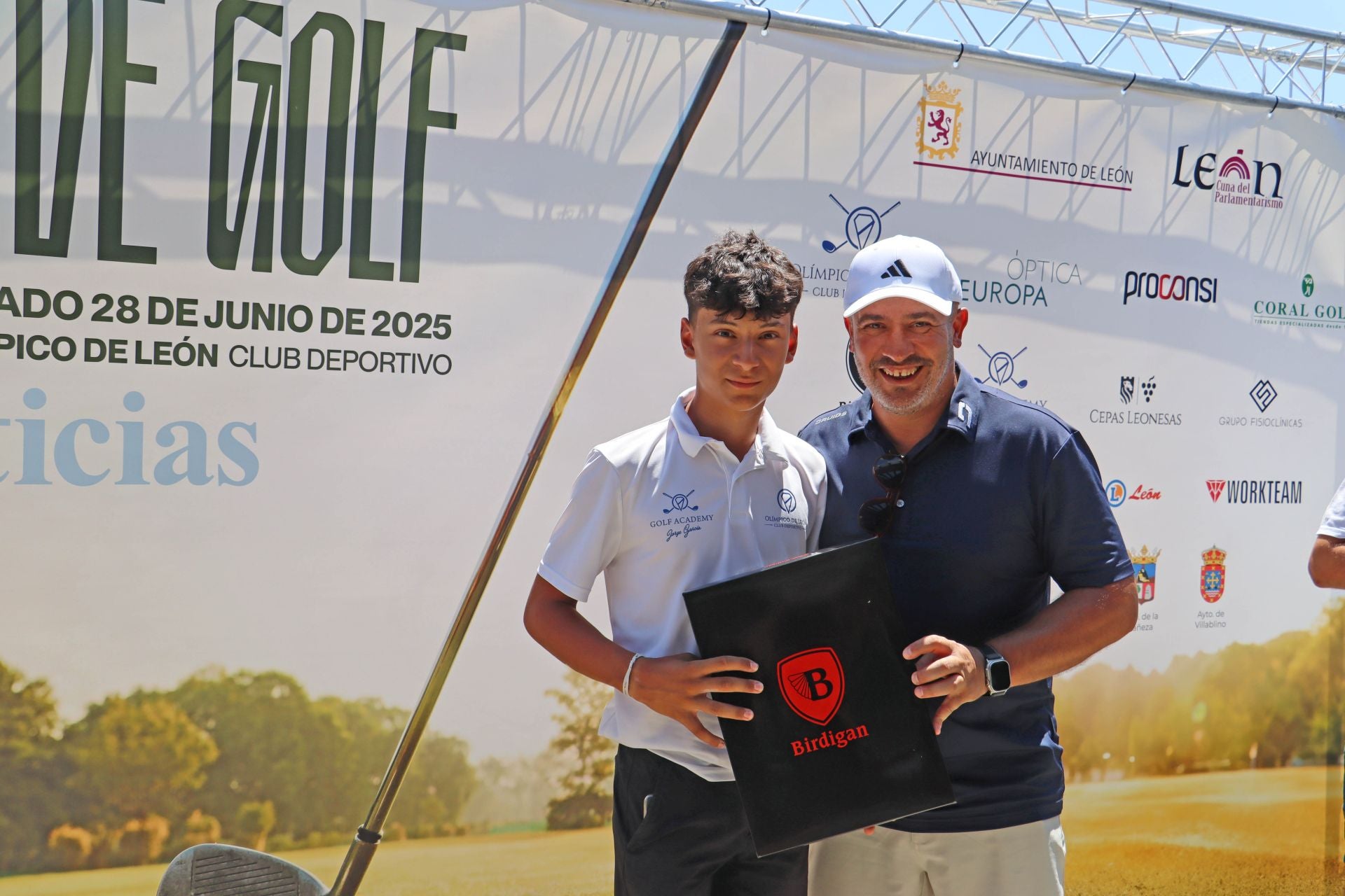 V Torneo de Golf de Leonoticias