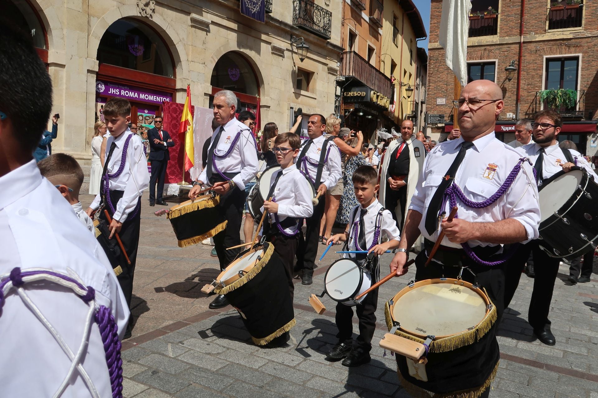 El Corpus Chico leonés en imágenes