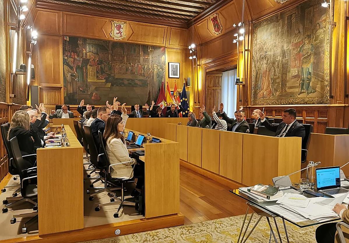 Pleno de la Diputación de León.