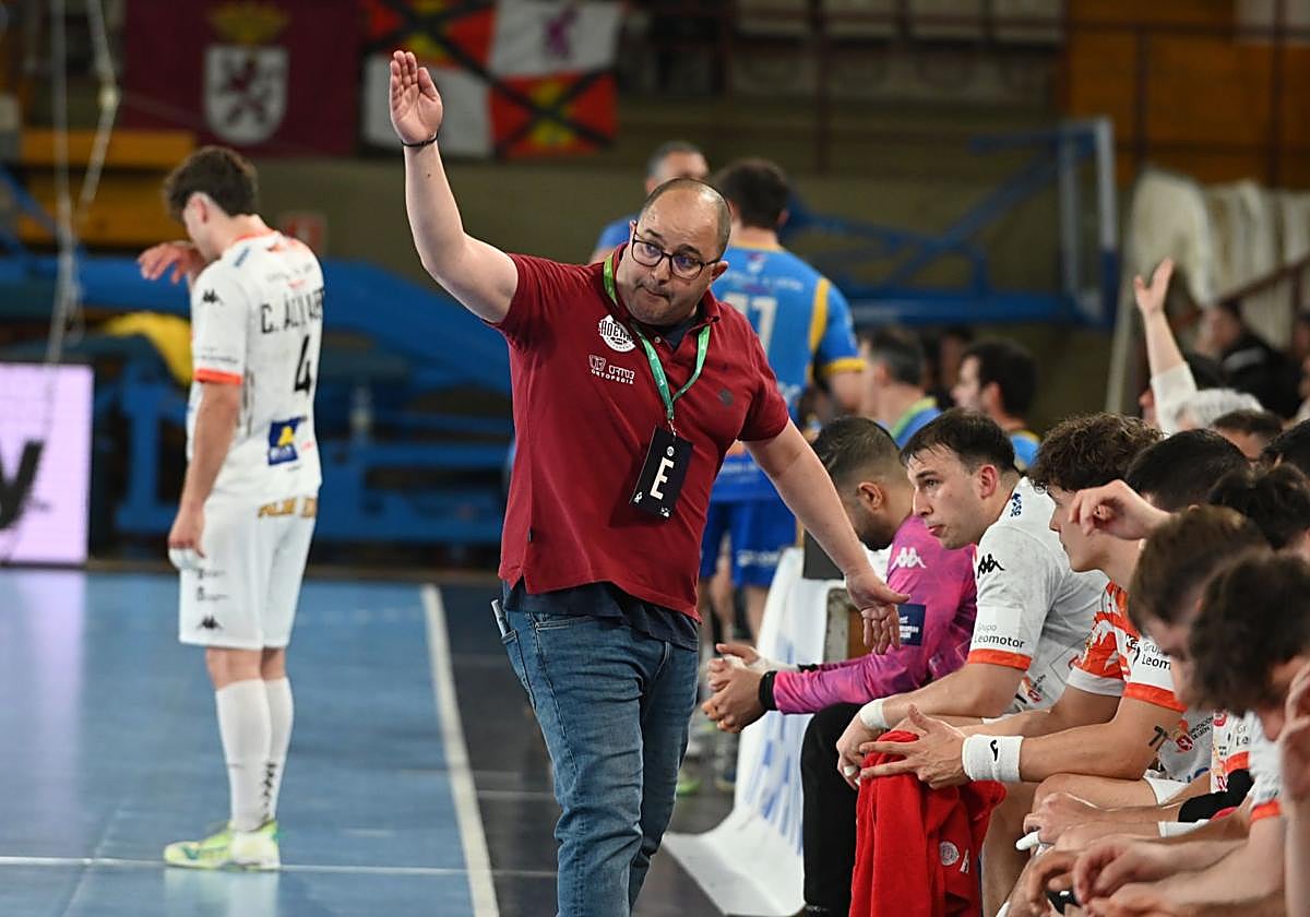 Dani Gordo, entrenador del Abanca Ademar.