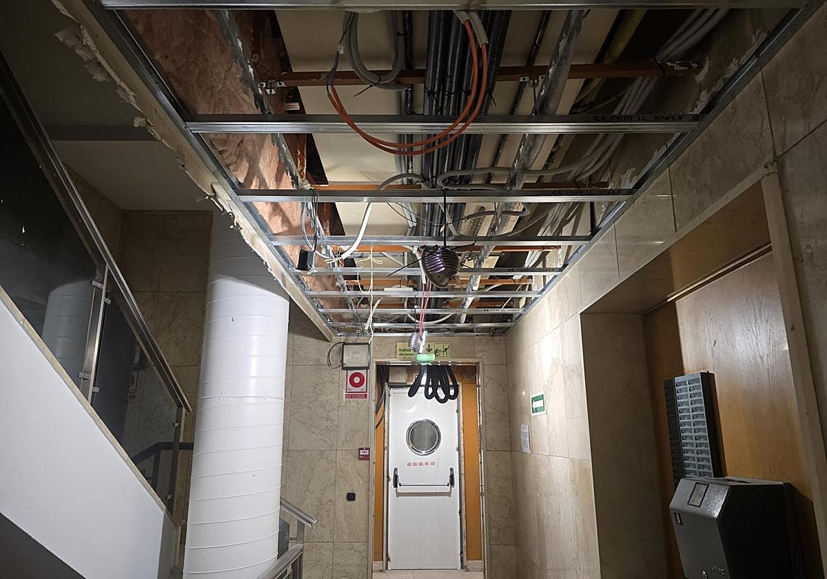 Obras en el interior del Ayuntamiento de Ordoño II.