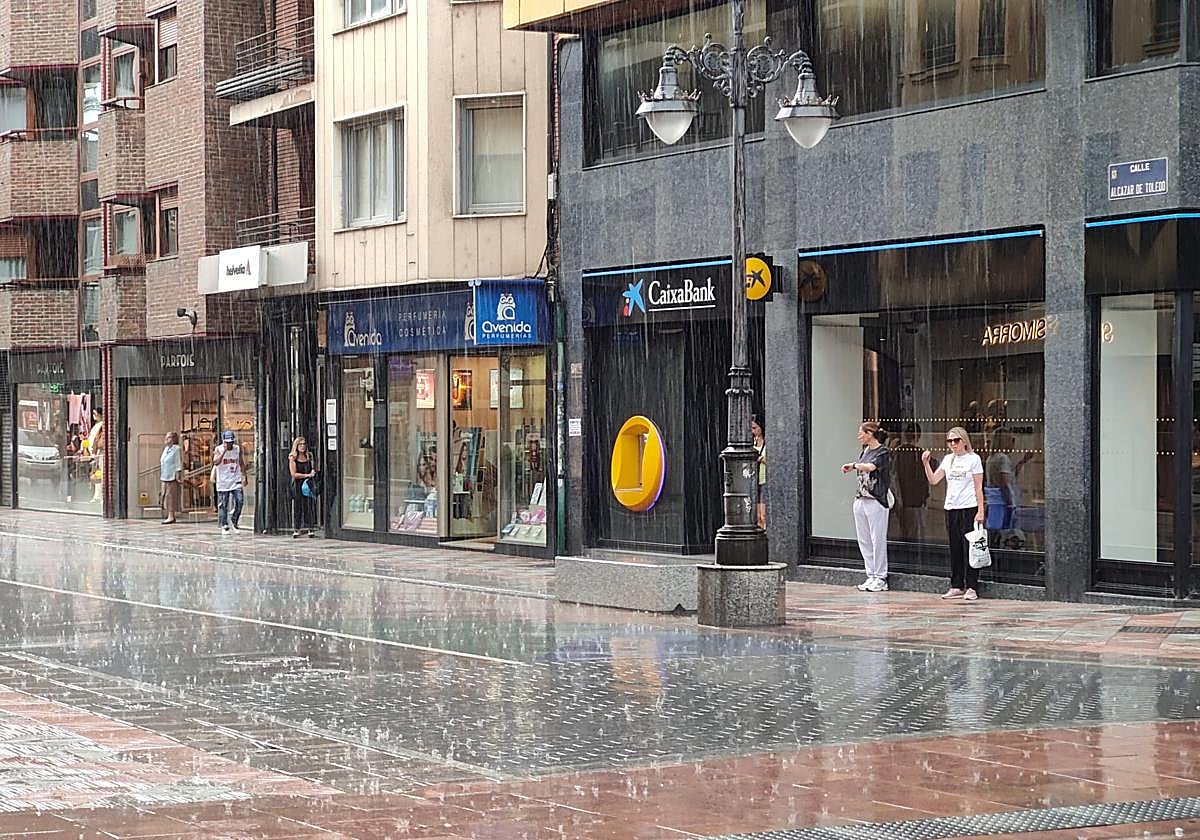 Imagen de una tormenta en León.