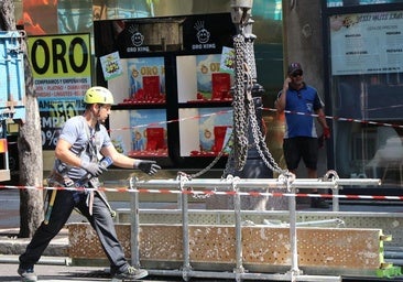 Las profesiones al sol en plena ola de calor: «La sombra es nuestra mejor aliada»