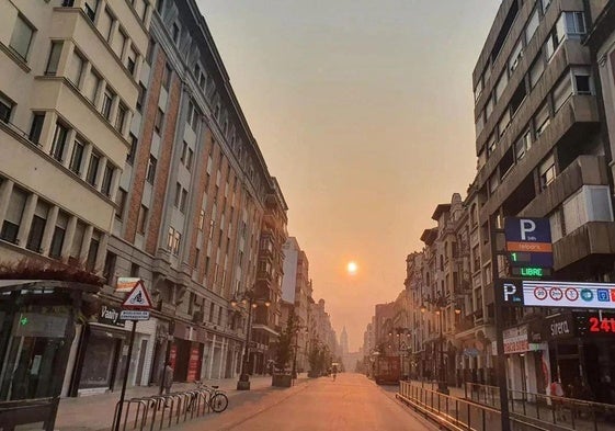 Imagen de archivo de un amanecer en León.