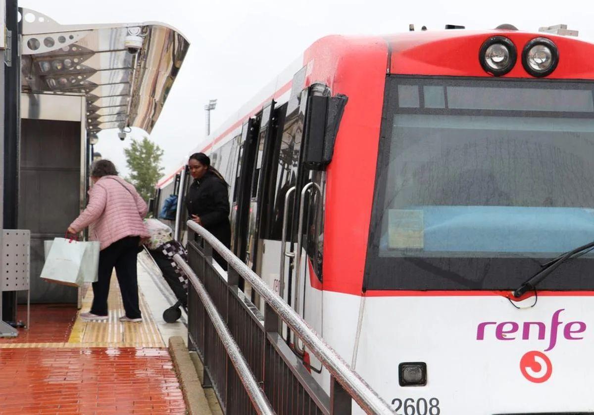 Activan un teléfono gratuito de información para los usuarios de Feve