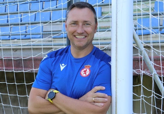 Raúl Llona, entrenador de la Cultural.
