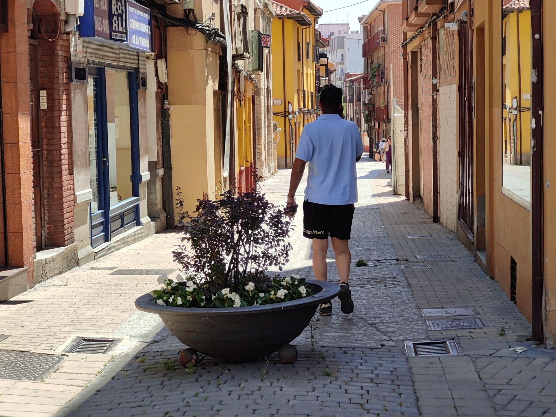 Nueva reapertura de la calle Herreros