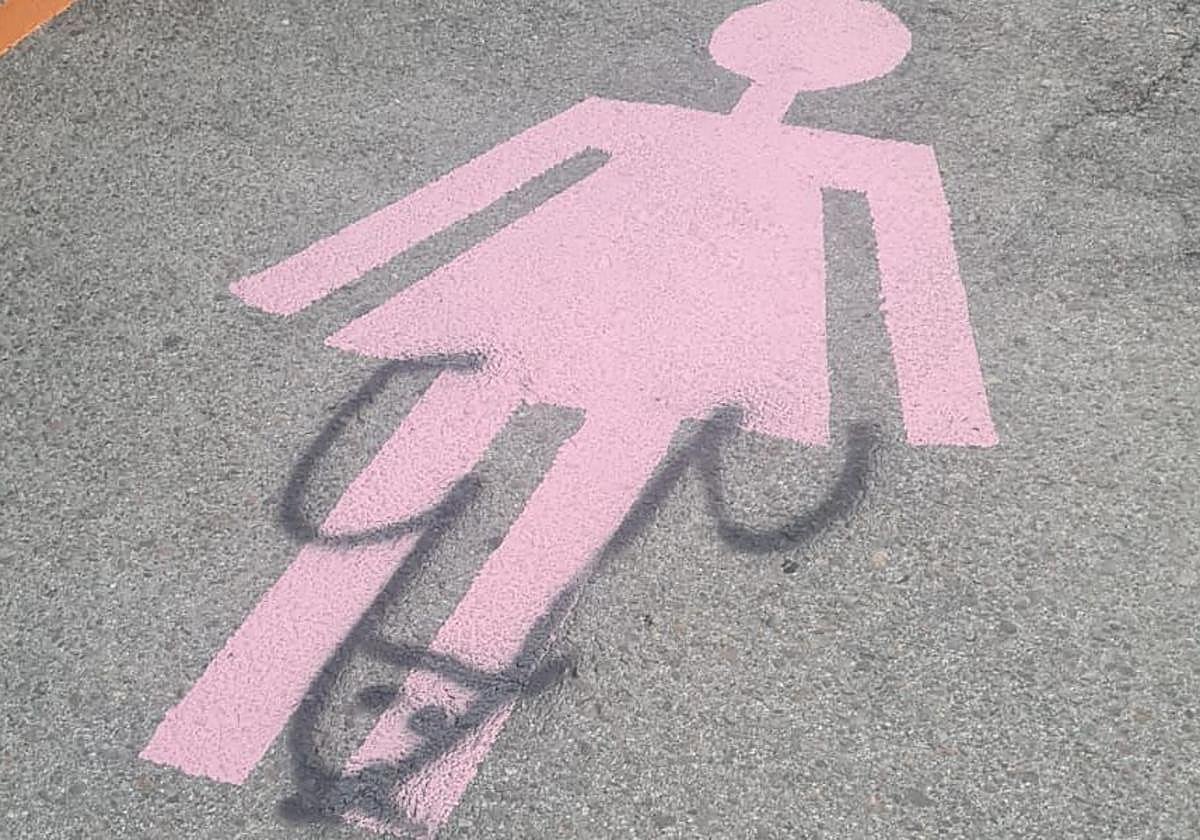 Imagen del aparcamiento vandalizado.