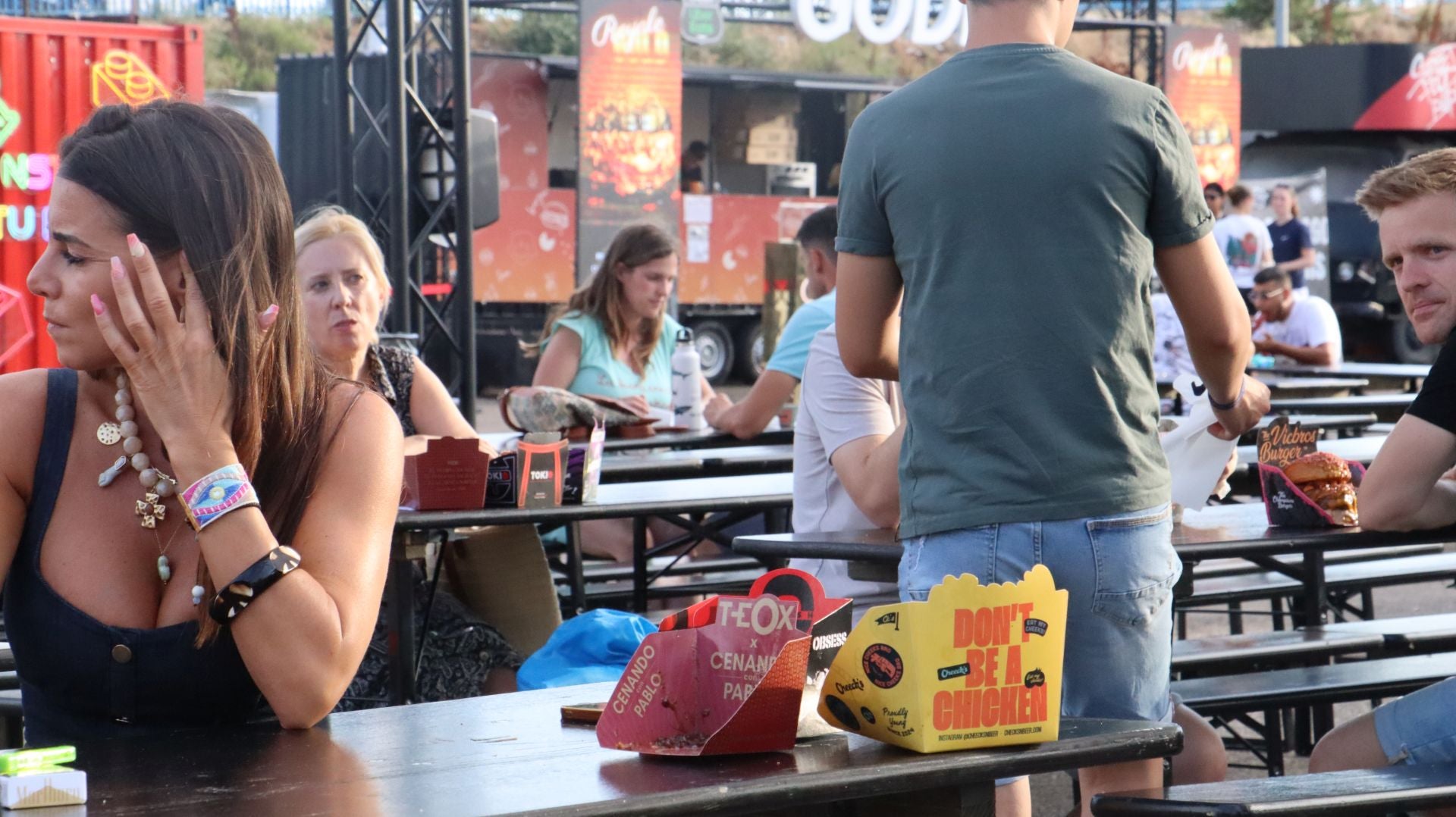 Así se ha vivido la inauguración de The Champions Burger en León