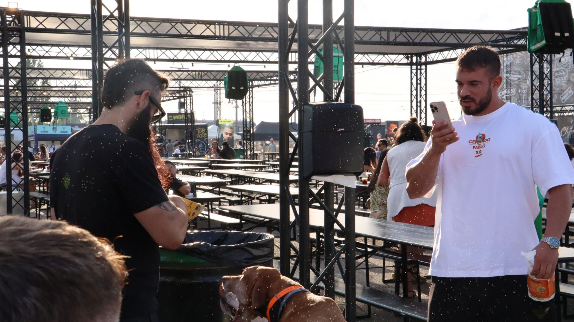 Así se ha vivido la inauguración de The Champions Burger en León