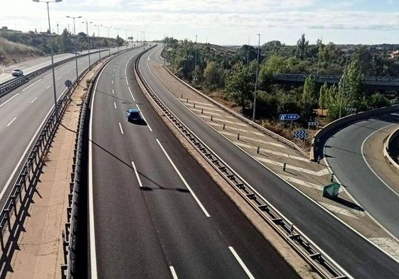Carretera entre León y Benavente.