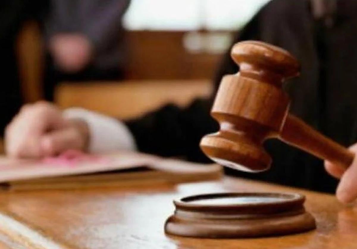 El Contencioso de Valladolid obliga a la Junta a pagar el permiso parental con el salario completo